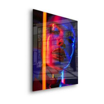 Visage de femme en lumière néon - tableau en verre acrylique