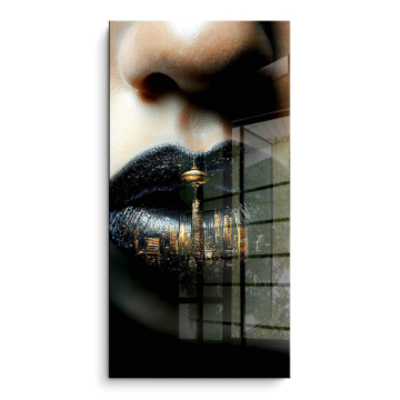 Schwarze Lippen vor City-Skyline - PVC-Bild glänzend