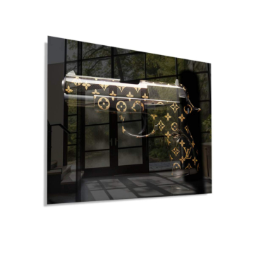 Luxus-Pistole inspiriert von Louis Vuitton - Acrylglasbild