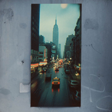 Calle lluviosa del Empire State - póster