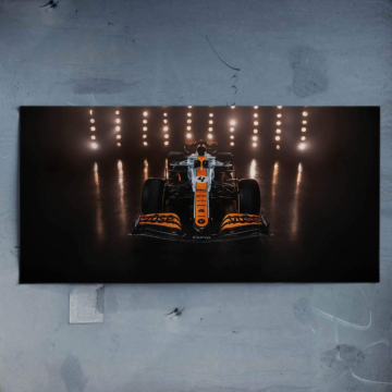 McLaren Formel 1 vor Lichtwand - Poster