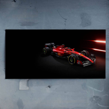 Ferrari Formuła 1 nocą w świetle reflektorów - plakat
