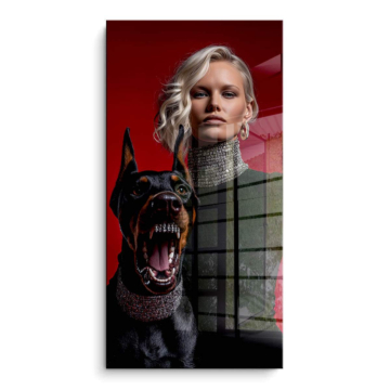 Reine avec chien de garde - tableau PVC brillant