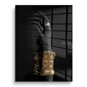 Mano con brazalete dorado - cuadro PVC brillante