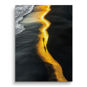 Schwarzer Sand an goldener Küste - Leinwandbild