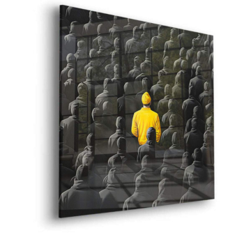 Silhouette jaune au milieu de la foule - tableau en verre acrylique