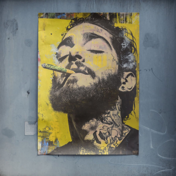 Retrato callejero con humo - póster