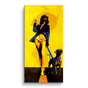 Modische Frau beim Spaziergang mit Hund - PVC-Bild matt