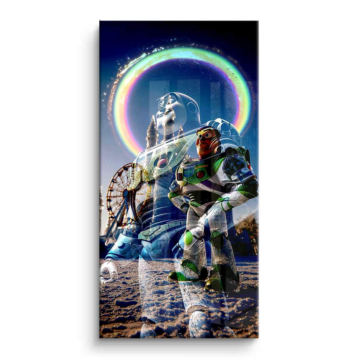 Astronaut mit Mondhalo - PVC-Bild glänzend